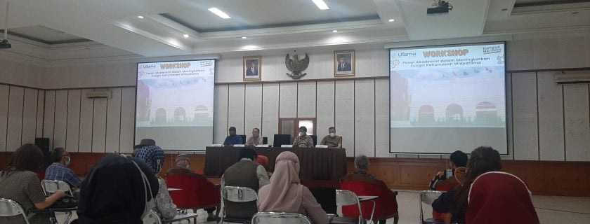 Pelatihan Kehumasan Untuk Dosen