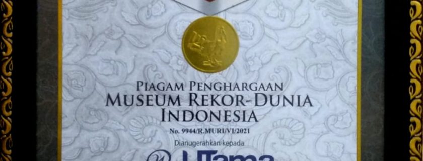 Rekor MURI Untuk Biro Kemahasiswaan UTama